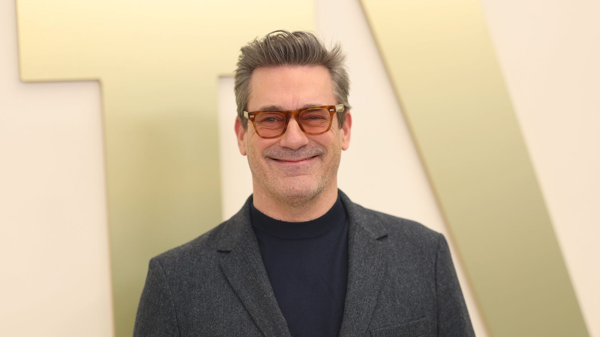 Jon Hamm bei einem Apple TV Press Day im Barker Hangar in Santa Monica